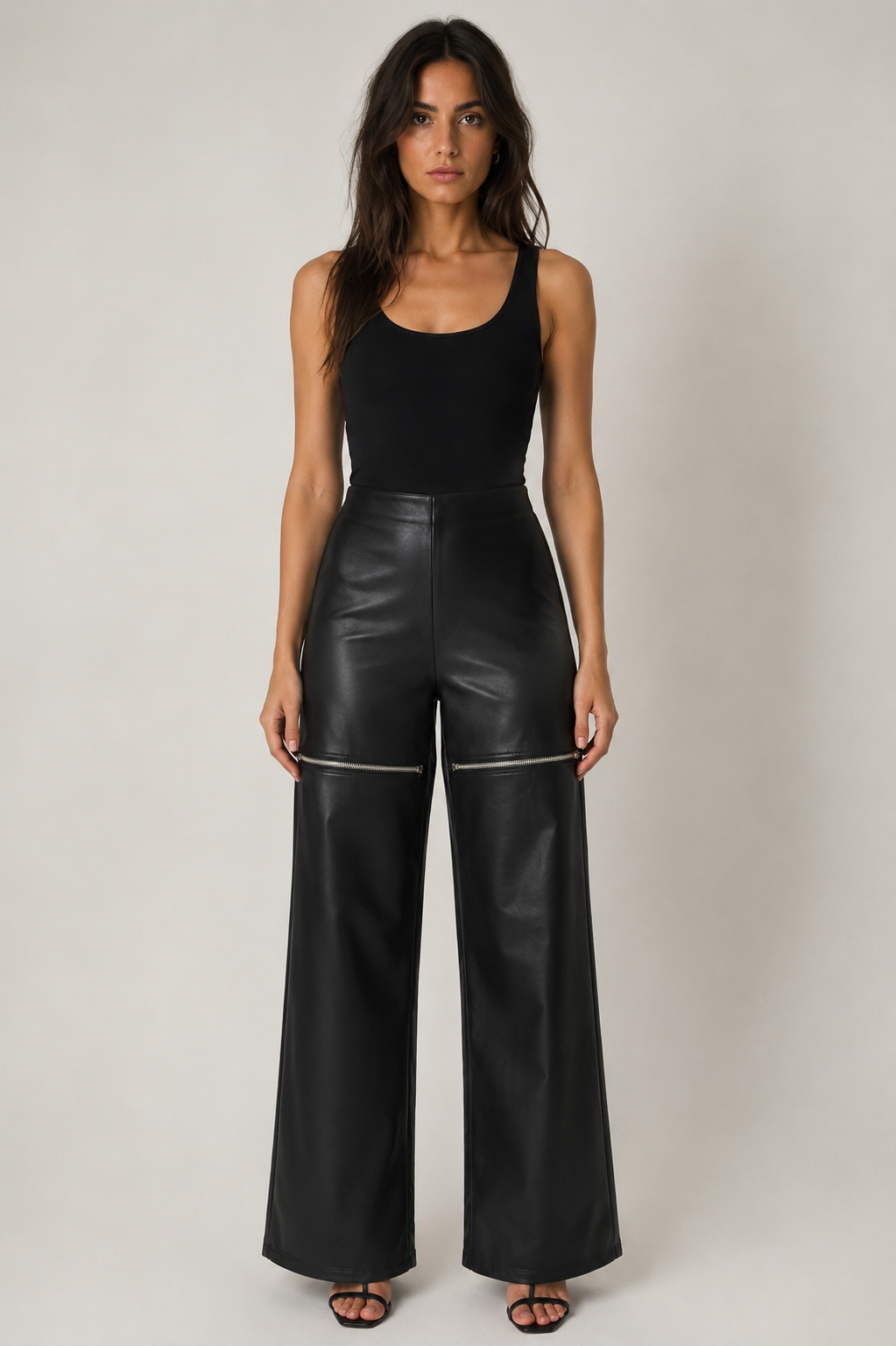 Pantalone Palazzo Donna in Ecopelle con Zip al Ginocchio