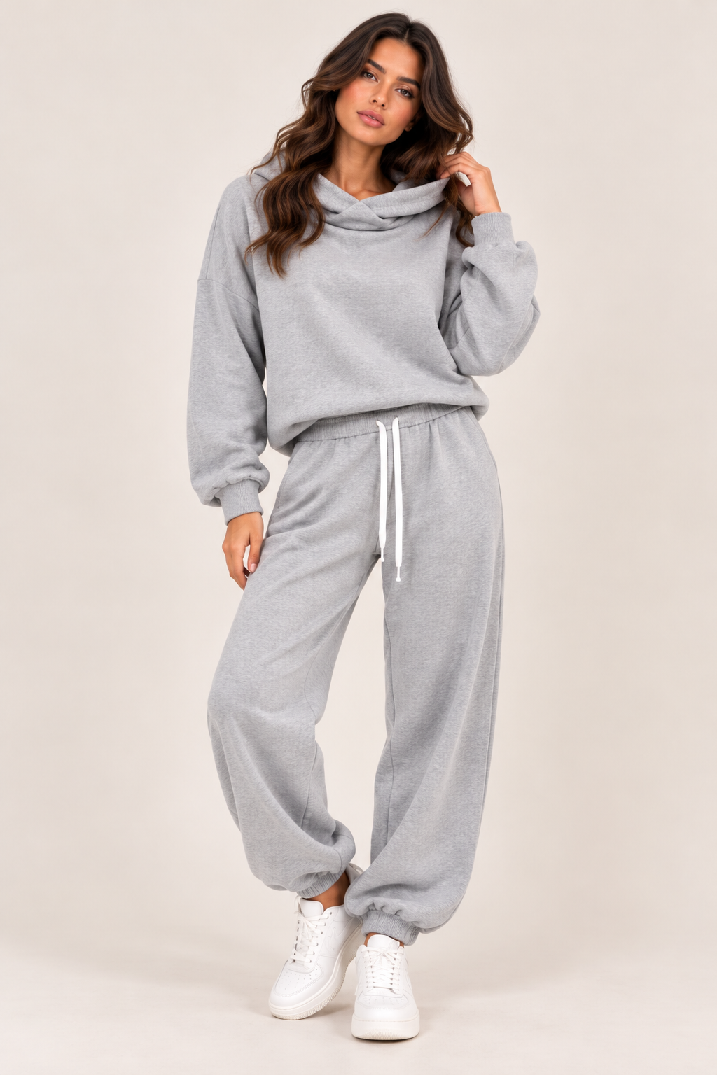 TUTA DONNA CON FELPA OVERSIZE E PANTALONE JOGGER