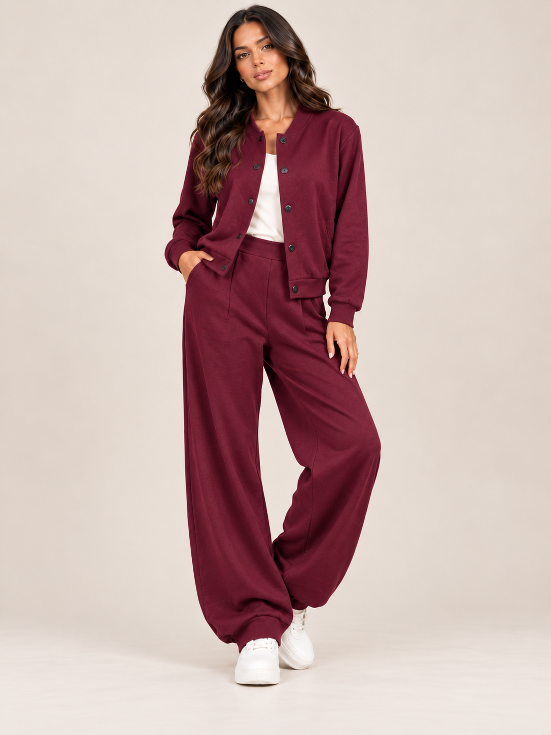 TUTA DONNA CON GIACCA COLLEGE E PANTALONE BALLOON