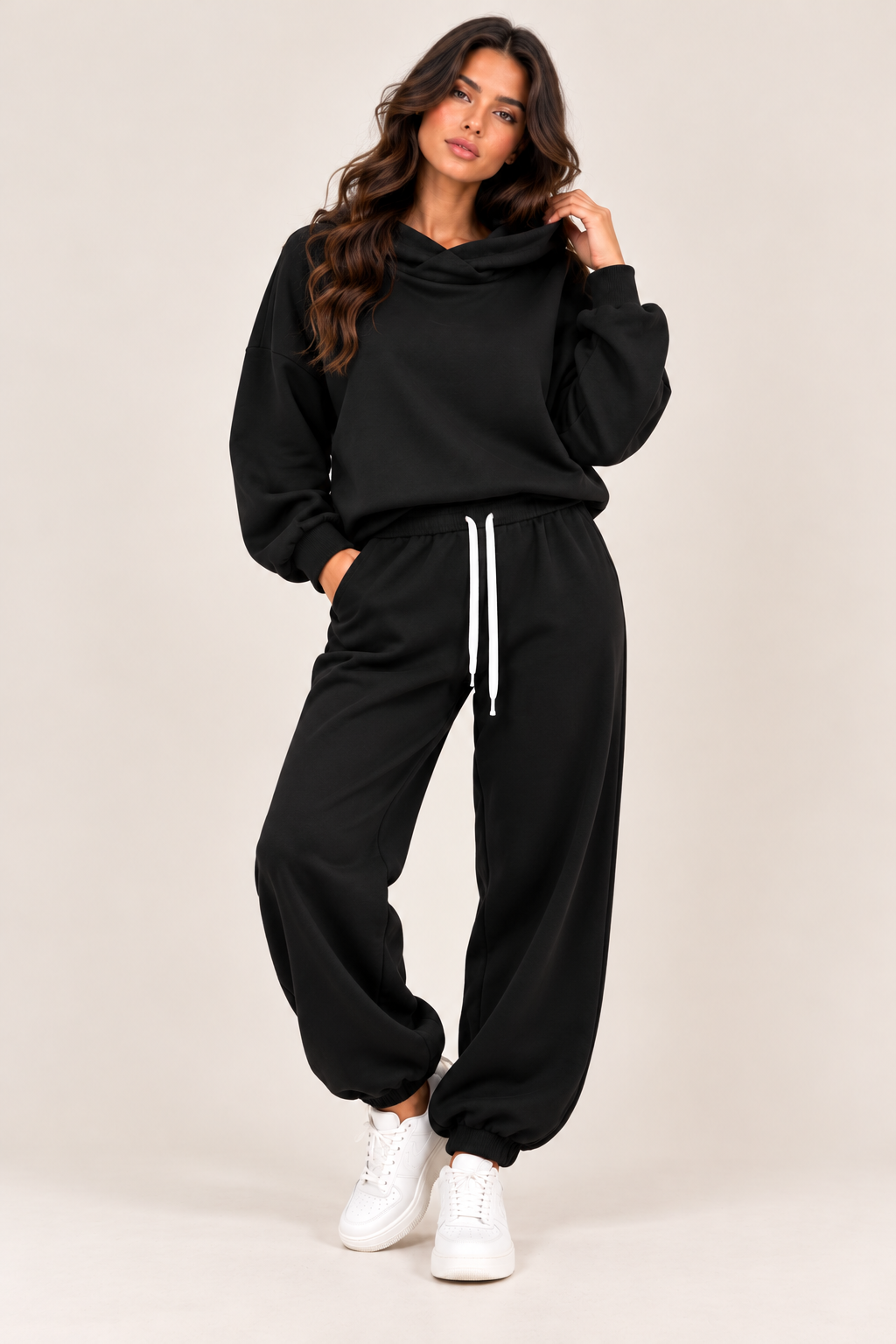 TUTA DONNA CON FELPA OVERSIZE E PANTALONE JOGGER